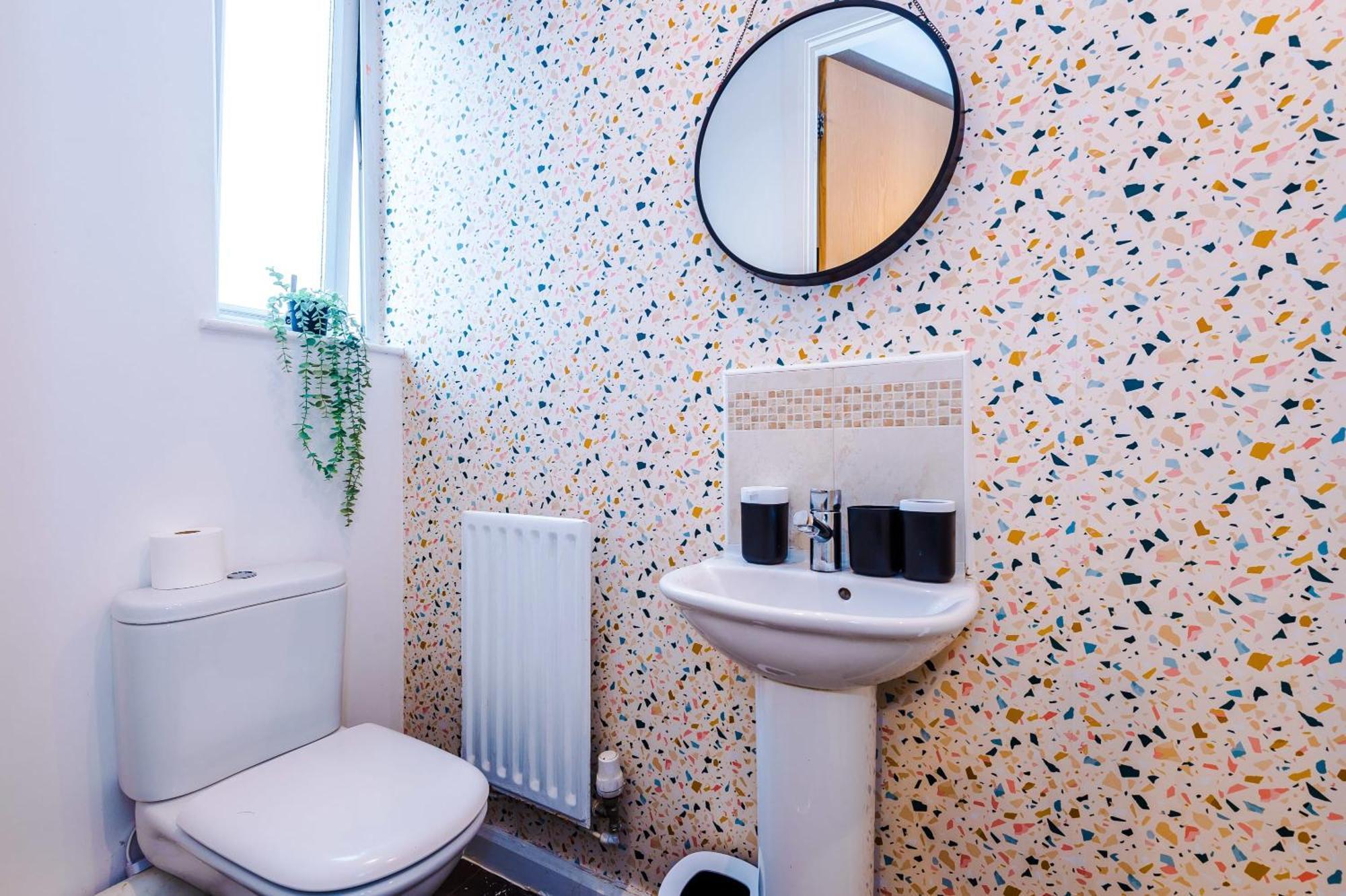 Вилла Rest&Recharge At A Spacious Townhouse By The Etihad Манчестер Экстерьер фото